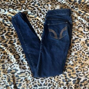 Low rise skinny jeans